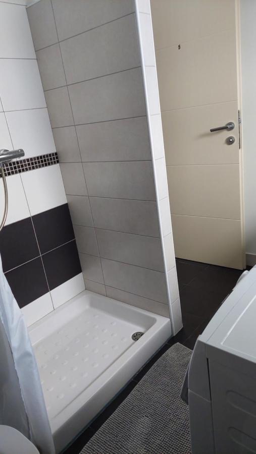 Apartma Samo Apartamento Kranj Exterior foto